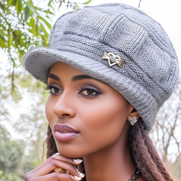 women's winter beret with brim thick polyester hat, elastic hat, breathable and warm, classic hand style, outdoor use, buy to give to your loved ones.