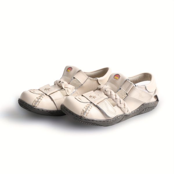 tma eyes women's summer french retro braided strap sandals with decorative cut outs adjustable hook and loop closure, breathable second layer cover & tpr sole, closed toe flat sandals for casual beachwear, fashionable footwear, durable comfort footwear