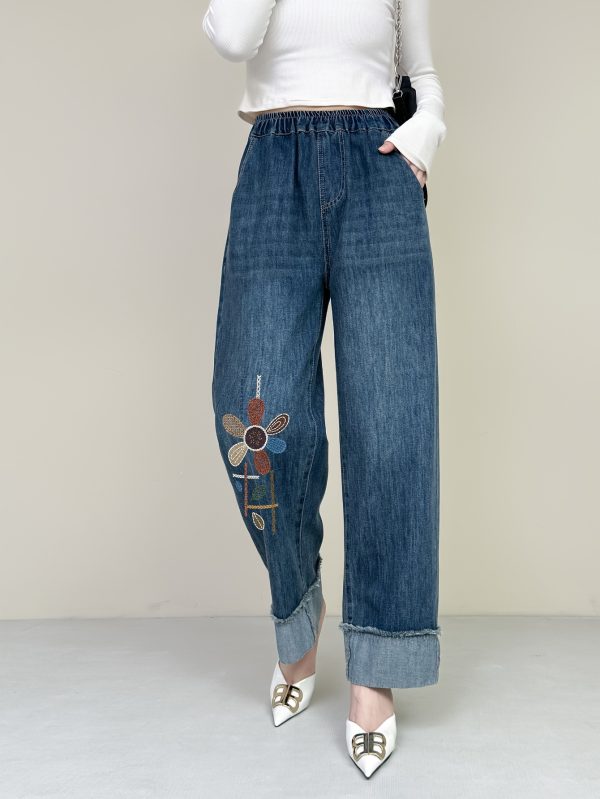 women's floral embroidered baggy jeans elastic waist wide leg denim pants, relaxed fit lightweight all season casual & formal outfits, 2025 new design, ladies jeans, versatile clothing, detailed embroidery