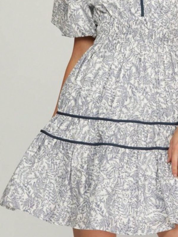 womens casual plus size chic floral print contrast piping tiered midi dress white gray pattern v neck puff sleeve knee length summer spring party outdoor dress